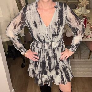NWT Bluivy Black Grey Animal Print Long Sleeve V Neck Mini Dress in S,M, or L